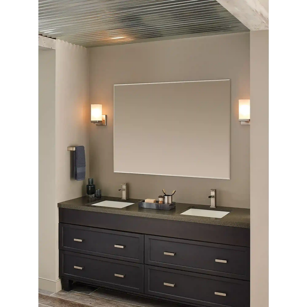 90 Degree One Globe Bath Light