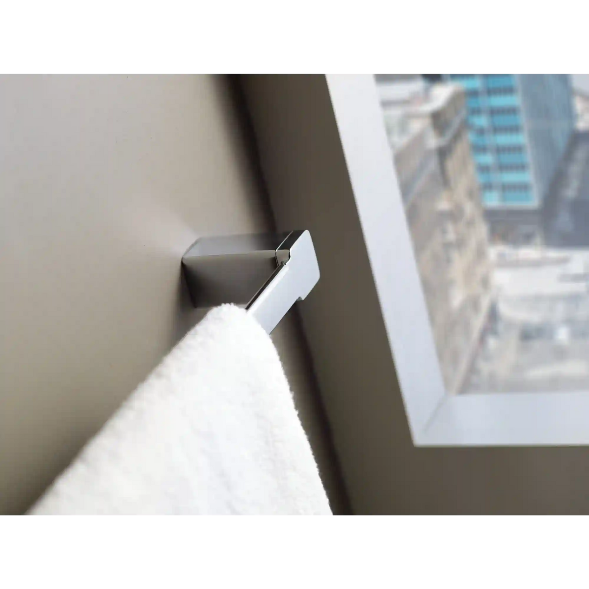 90 Degree 24" Towel Bar
