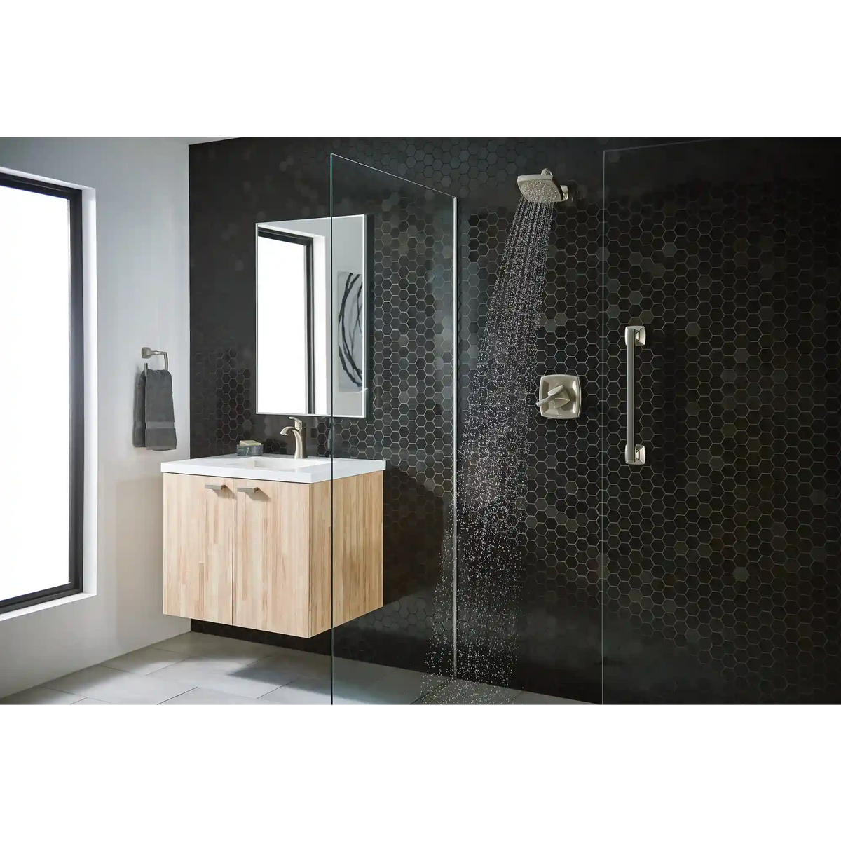 Voss 24" Designer Grab Bar